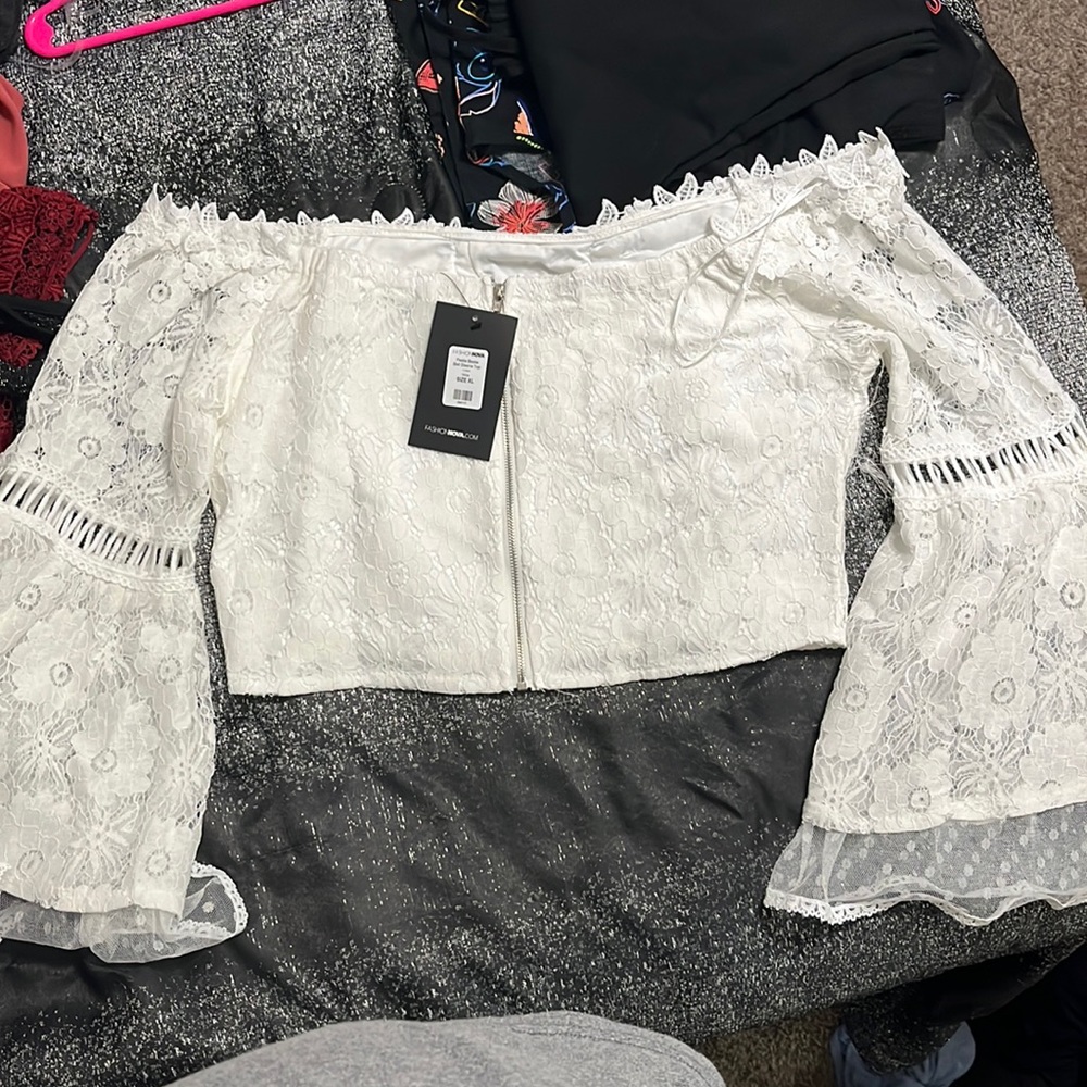 White zipper crop top